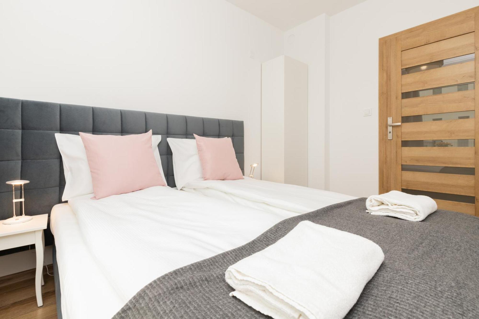 Totu Home Marina Gdansk Modern Apartment Exterior foto